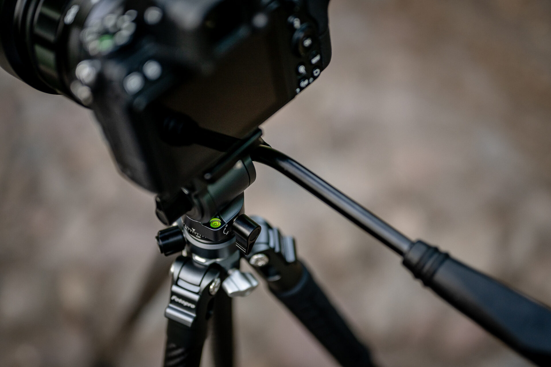 Statyw Fotopro X-Aircross 3 Lite Video - pomarańczowy_16_HD