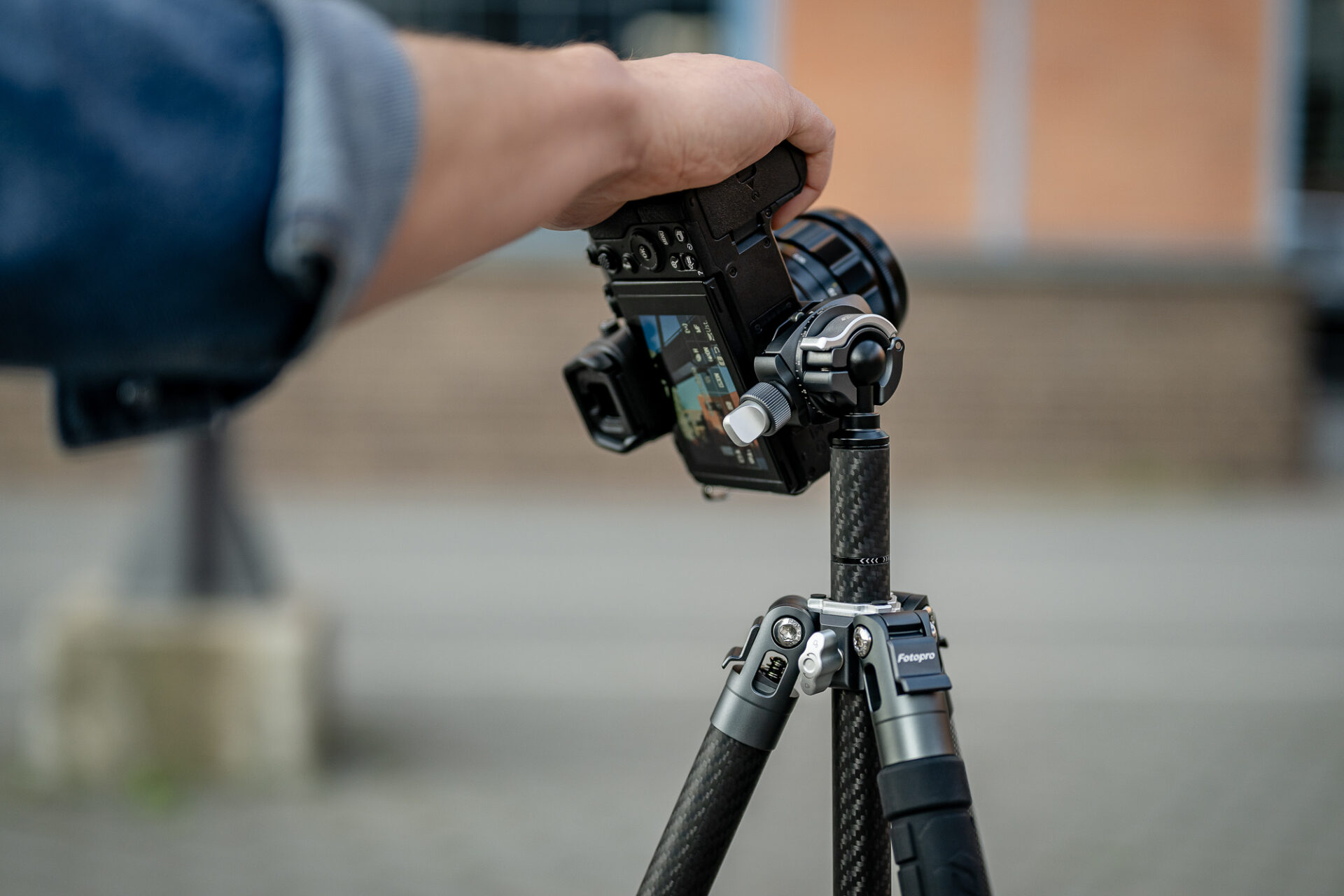 Statyw Fotopro X-Aircross 3 Lite - pomarańczowy_17_HD